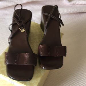 Brown wedges